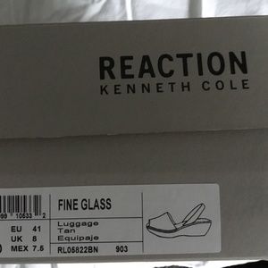 Kenneth Cole Reaction sandals